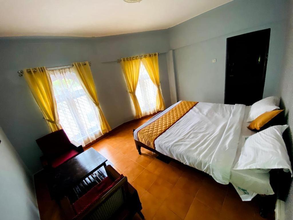 Bob Lesiure Ooty Exterior foto