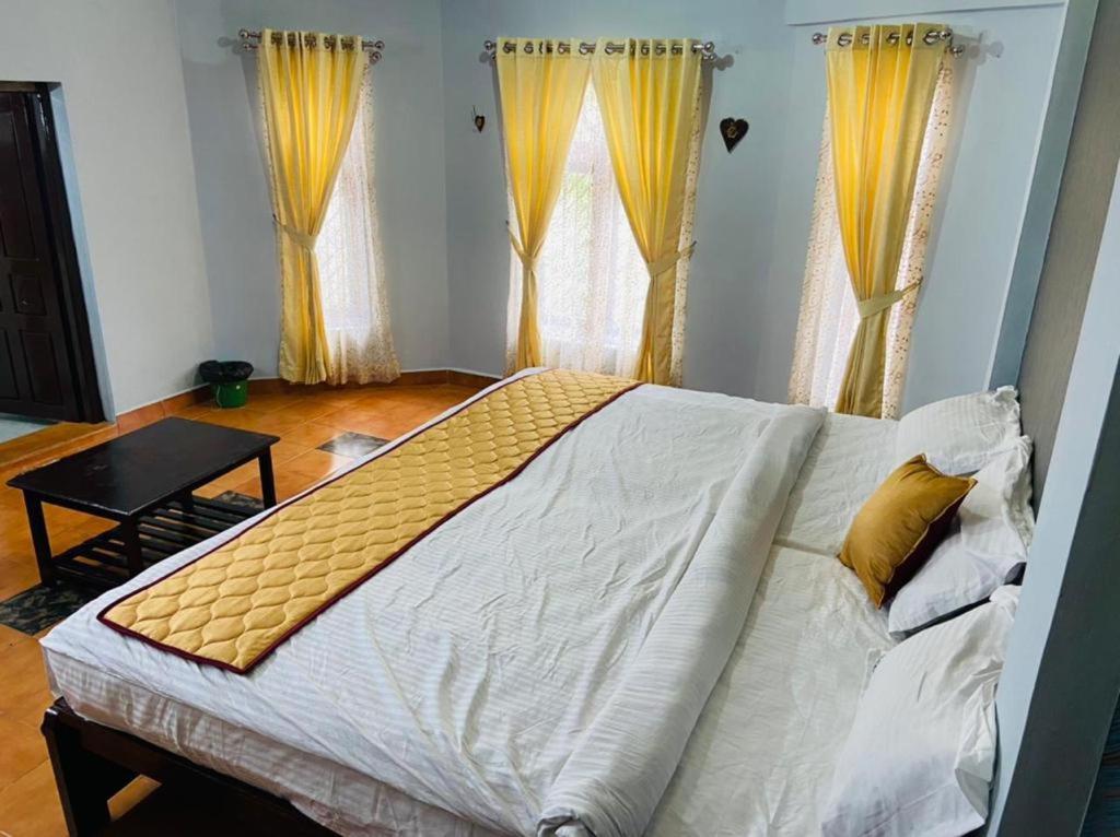 Bob Lesiure Ooty Exterior foto